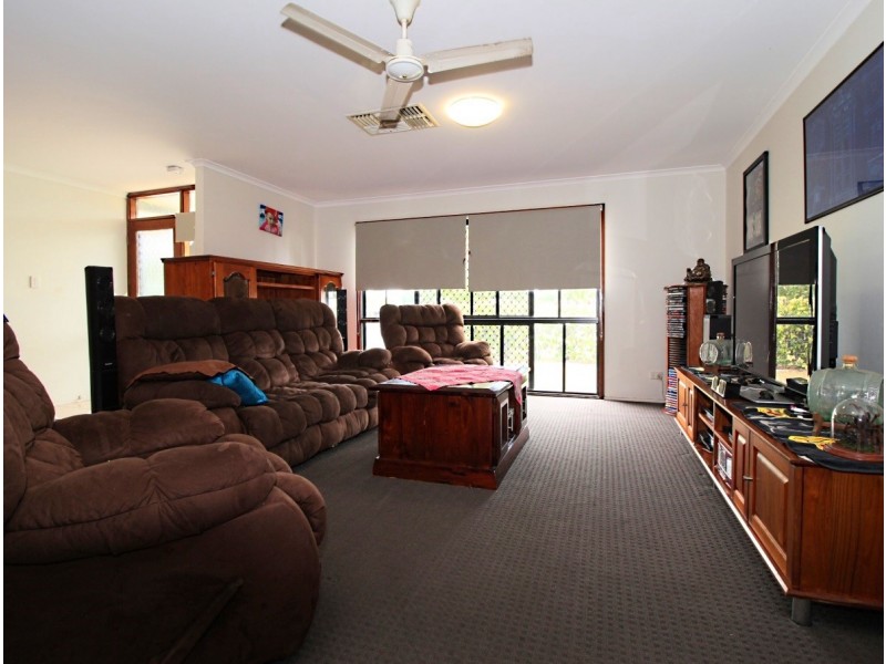 111 Harris Street, Emerald QLD 4720