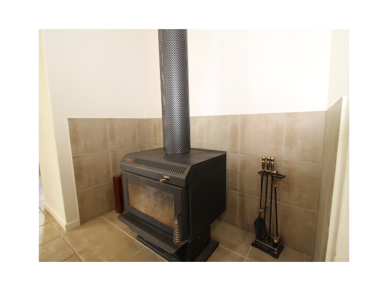 4 Kettle Street, Capella QLD 4723