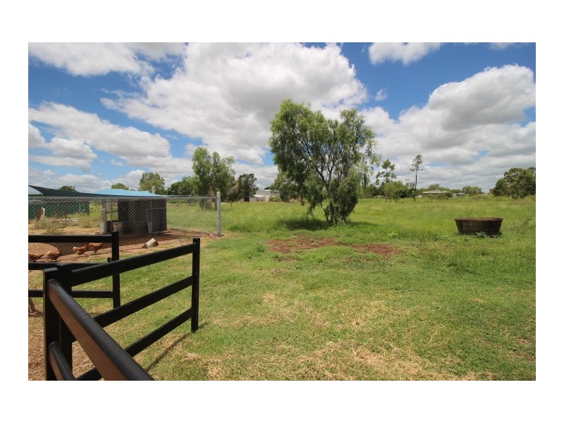 4 Kettle Street, Capella QLD 4723