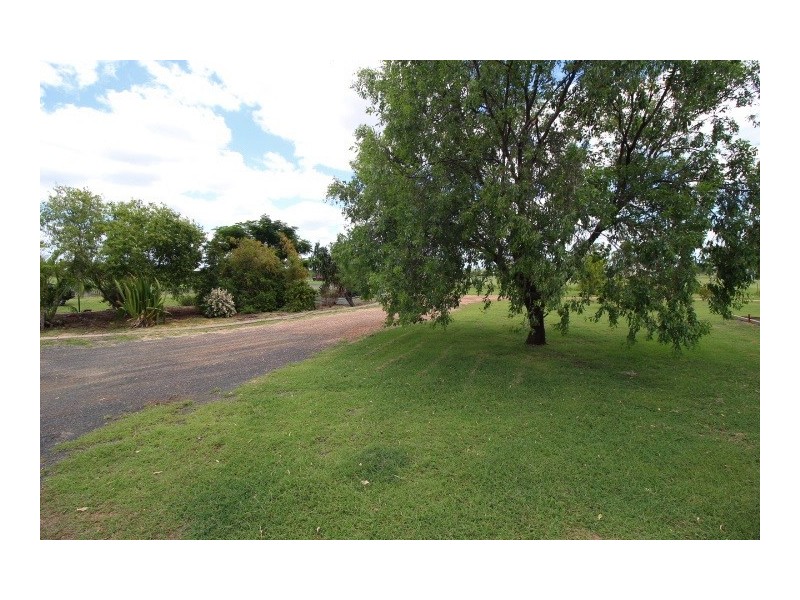 4 Kettle Street, Capella QLD 4723