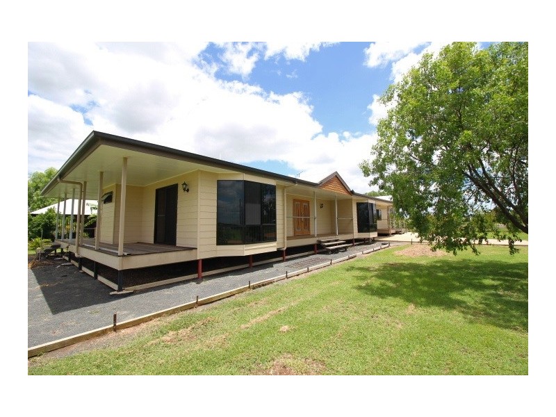 4 Kettle Street, Capella QLD 4723