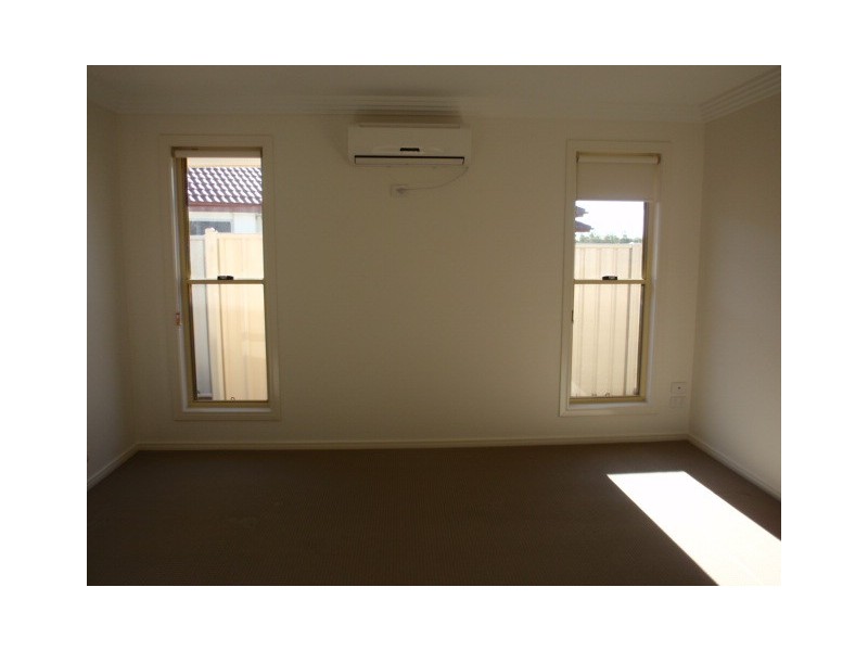8 Berthun Street, Emerald QLD 4720