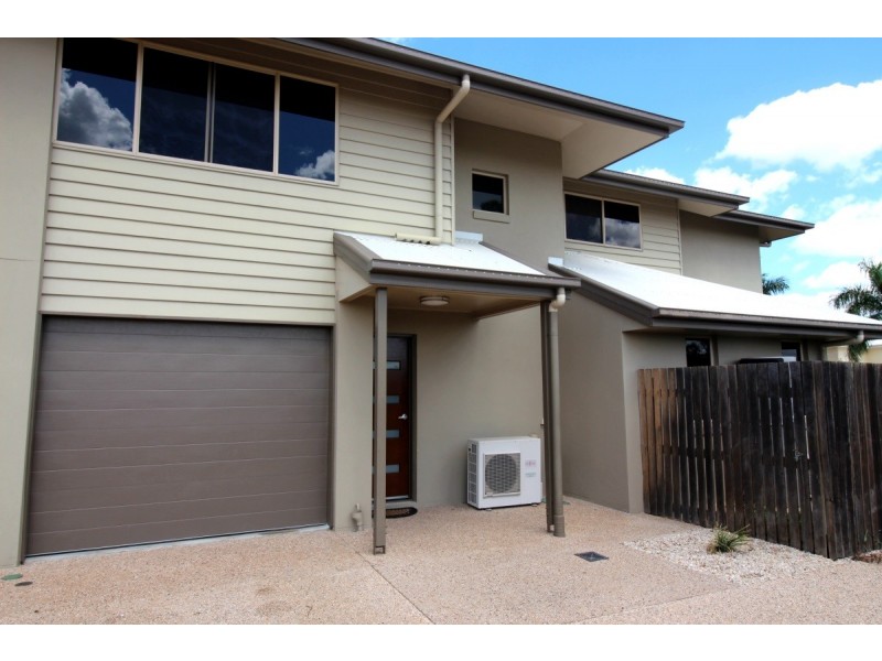Unit 1/2 Guy Street, Emerald QLD 4720