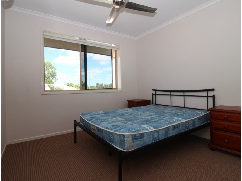 Unit 1/2 Guy Street, Emerald QLD 4720