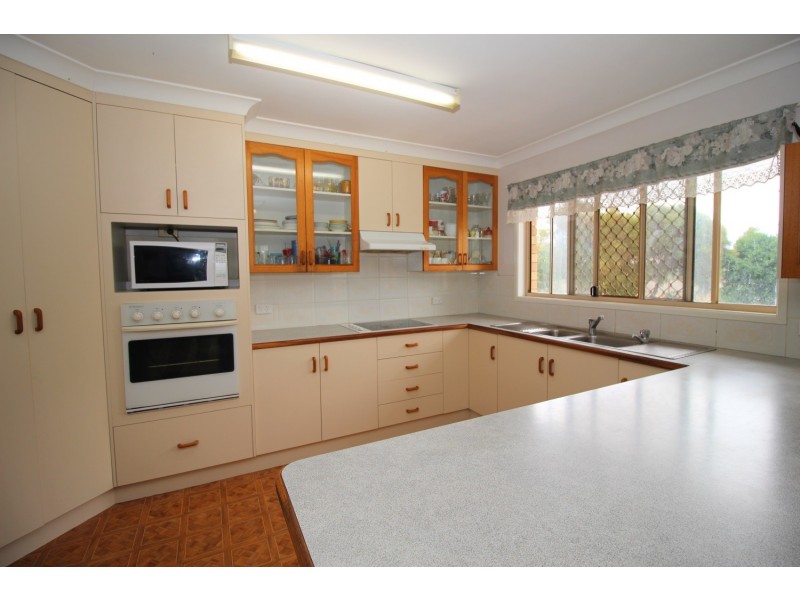 23B Crendon Street, Emerald QLD 4720