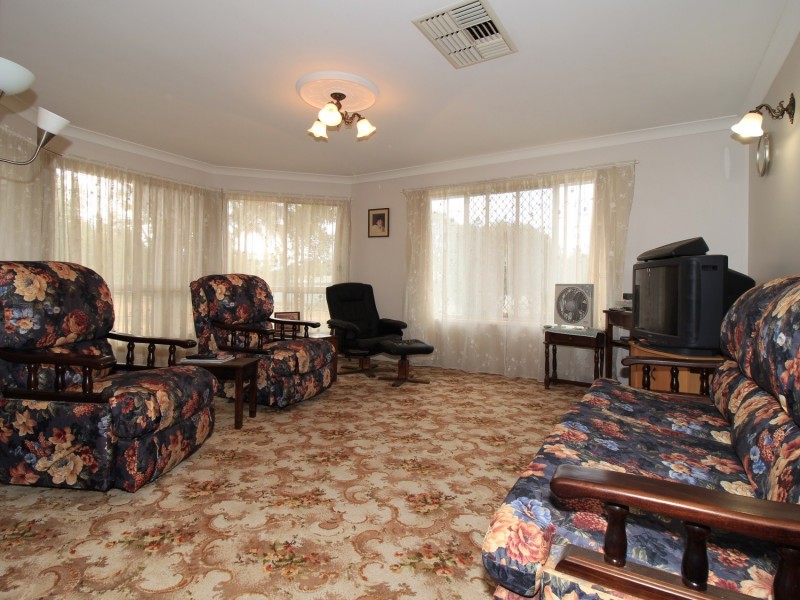 23B Crendon Street, Emerald QLD 4720