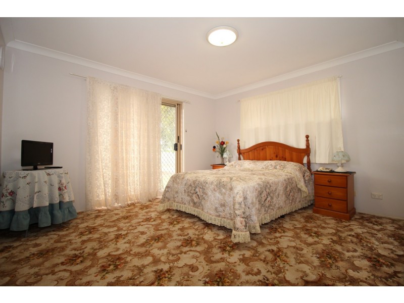 23B Crendon Street, Emerald QLD 4720
