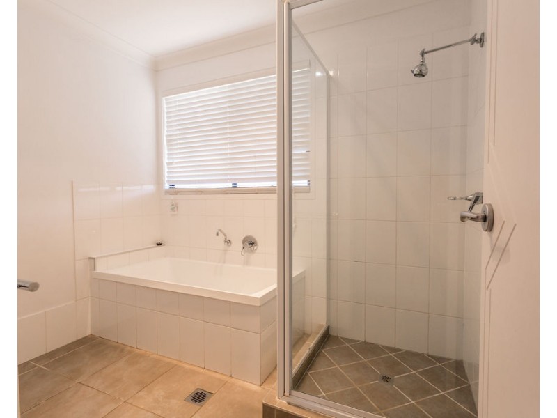 57 Mayfair Drive, Emerald QLD 4720