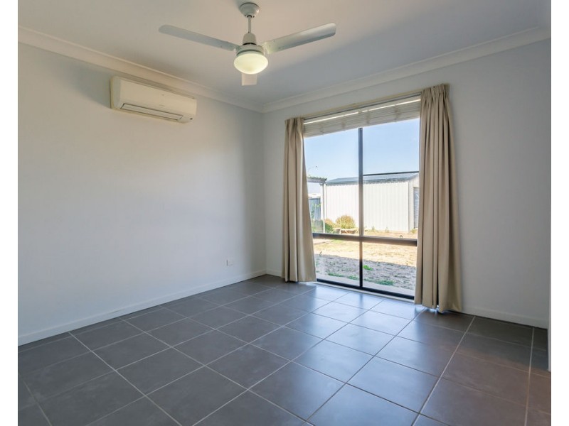 57 Mayfair Drive, Emerald QLD 4720