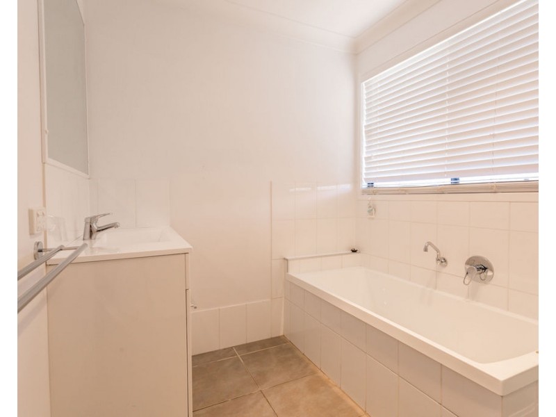 57 Mayfair Drive, Emerald QLD 4720
