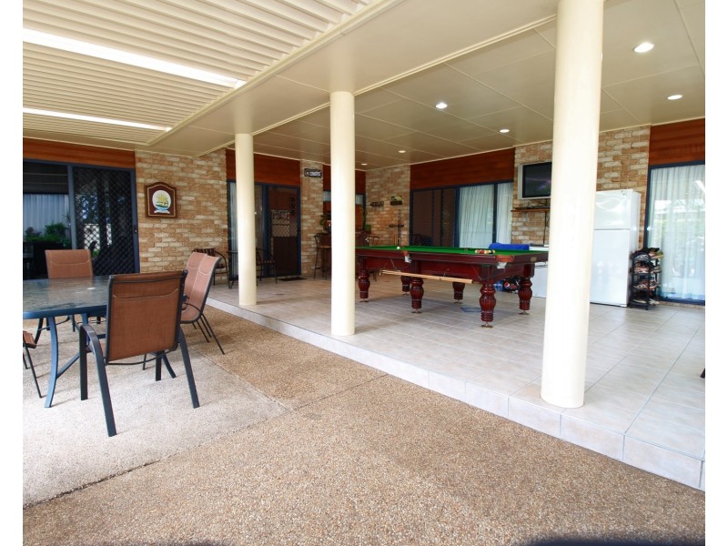 18 Forrest Lane, Emerald QLD 4720
