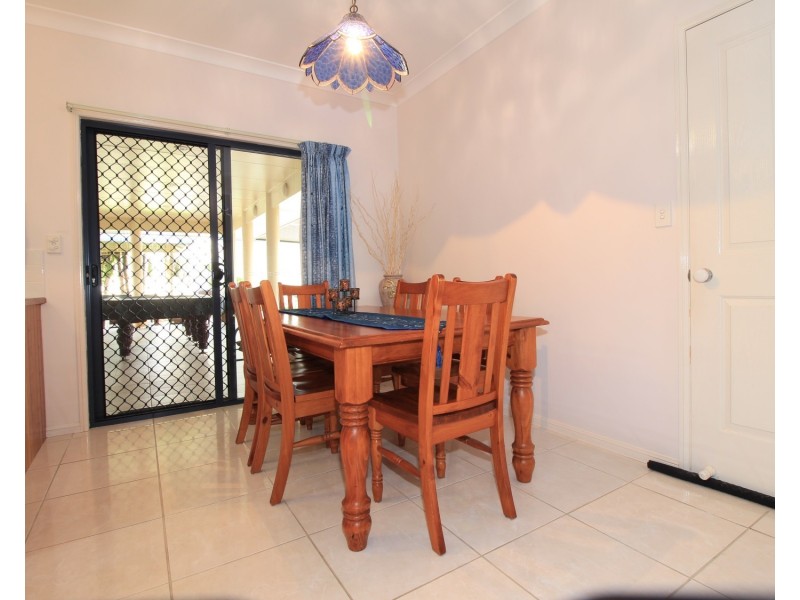 18 Forrest Lane, Emerald QLD 4720