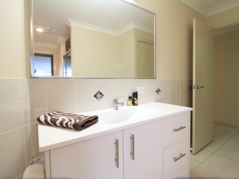 32 Berthun Street, Emerald QLD 4720