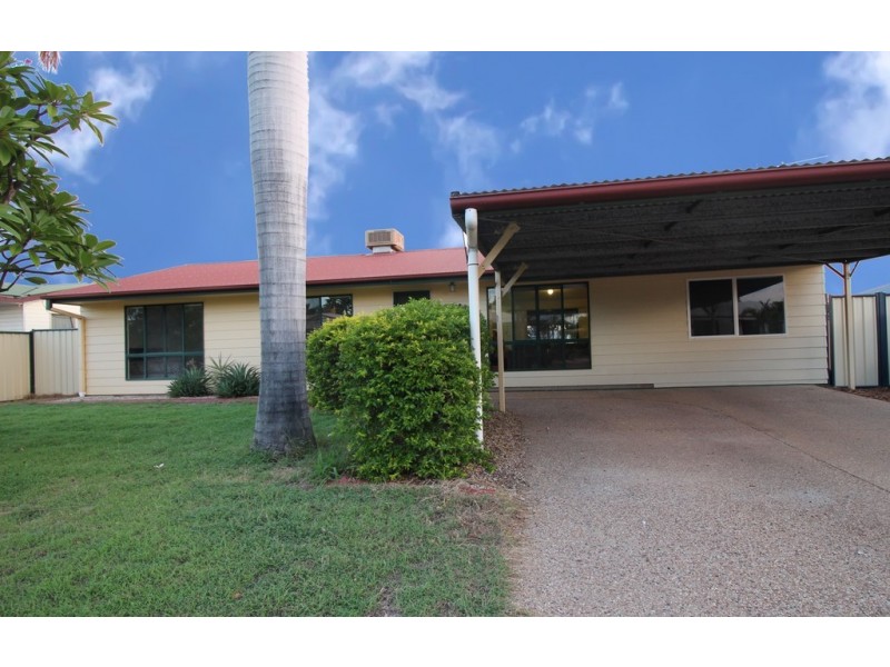 12 Cowan Crescent, Emerald QLD 4720