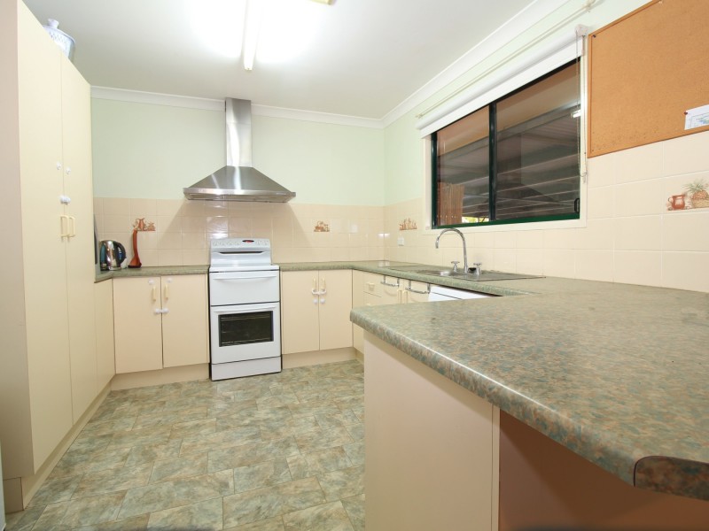 12 Cowan Crescent, Emerald QLD 4720