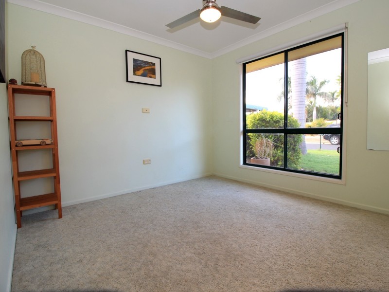 12 Cowan Crescent, Emerald QLD 4720