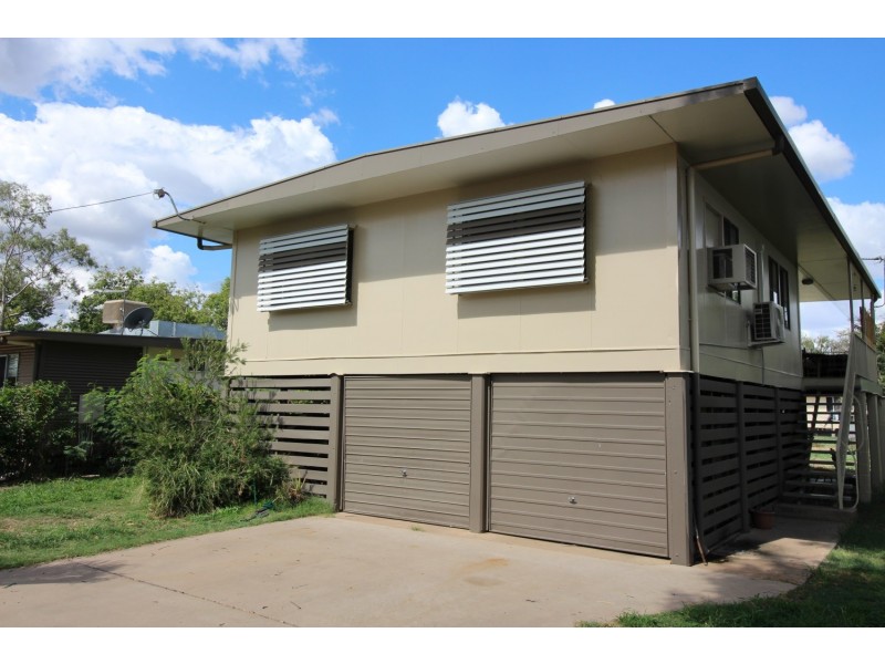 28 Moody Street, Emerald QLD 4720