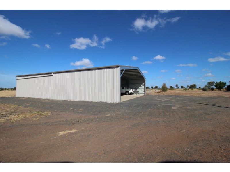 24644 Capricorn Highway, Emerald QLD 4720