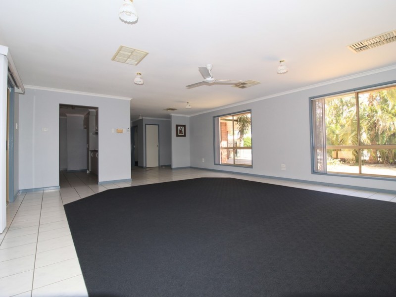 15 White Street, Emerald QLD 4720