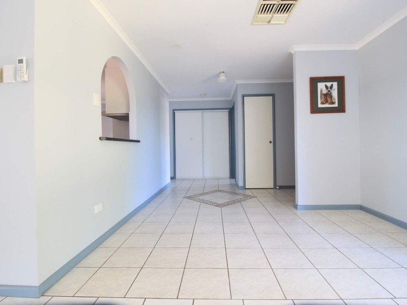 15 White Street, Emerald QLD 4720