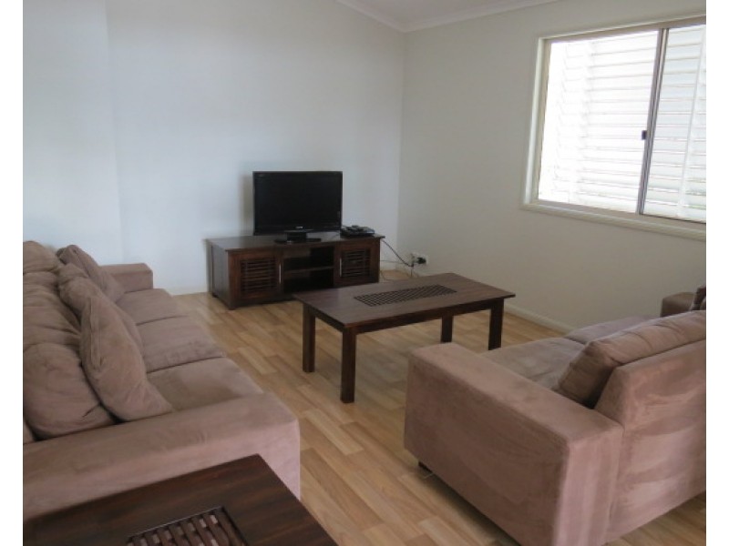 2/47 Gray Street, Emerald QLD 4720