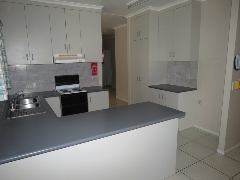 13 Barry Street, Emerald QLD 4720