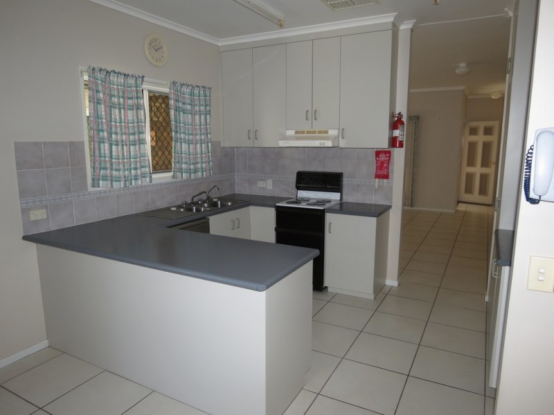 13 Barry Street, Emerald QLD 4720