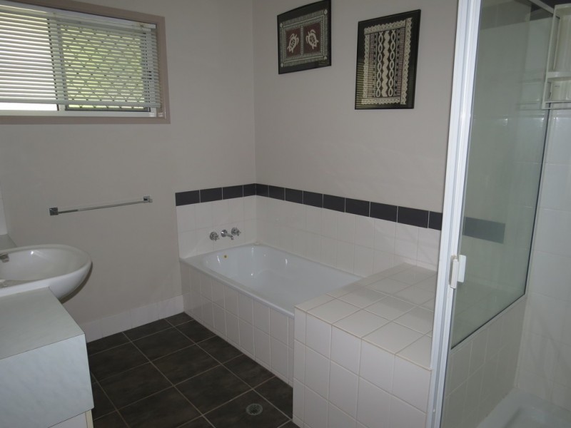 13 Barry Street, Emerald QLD 4720