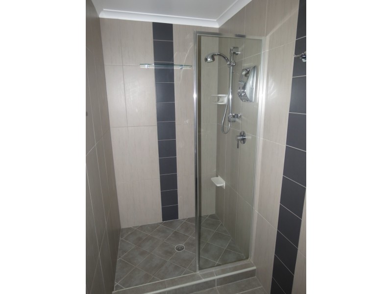 13 Barry Street, Emerald QLD 4720