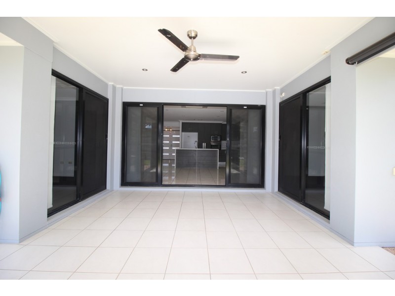 3 Charlton Street, Emerald QLD 4720