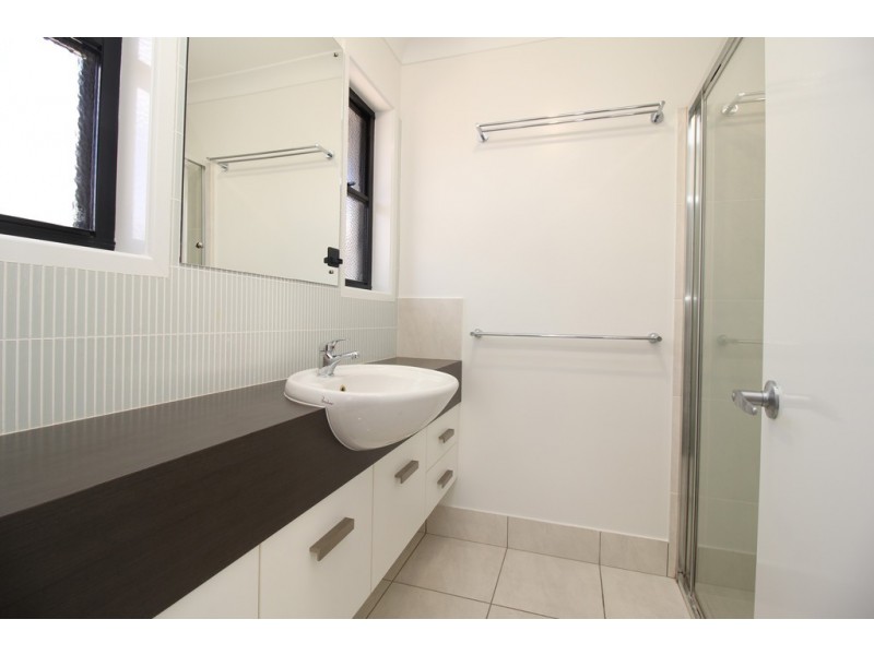 3 Charlton Street, Emerald QLD 4720