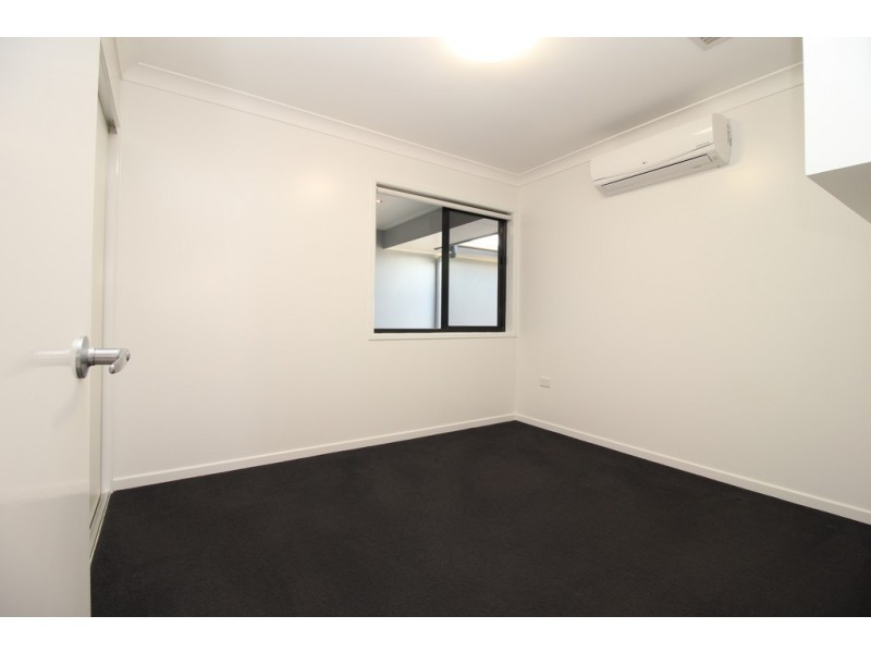 3 Charlton Street, Emerald QLD 4720