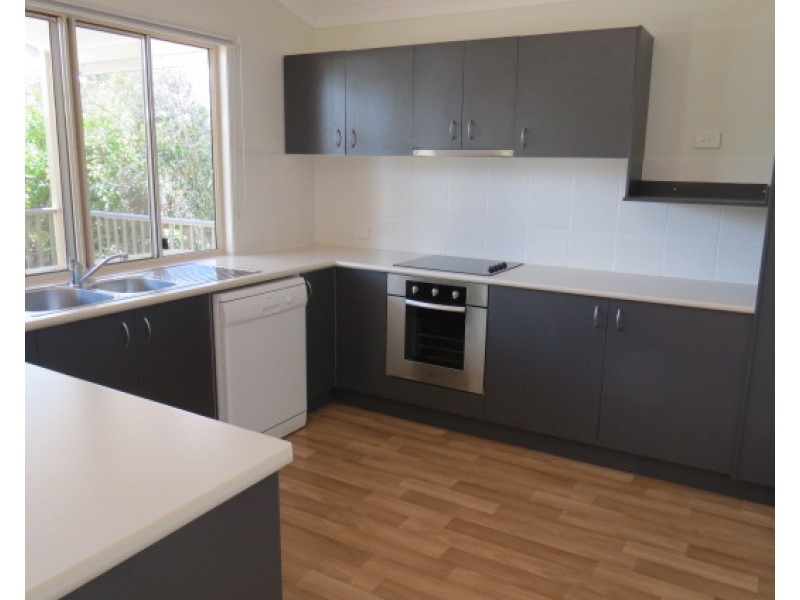 4/47 Gray Street, Emerald QLD 4720