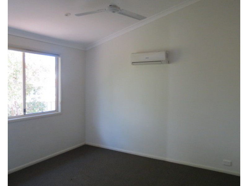 4/47 Gray Street, Emerald QLD 4720