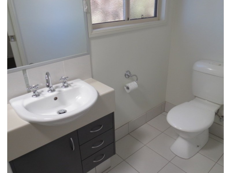 4/47 Gray Street, Emerald QLD 4720