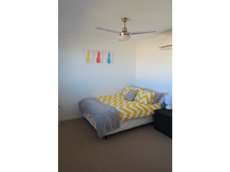 65 Canterbury Road, Emerald QLD 4720