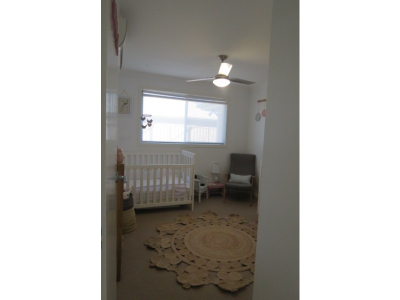 65 Canterbury Road, Emerald QLD 4720