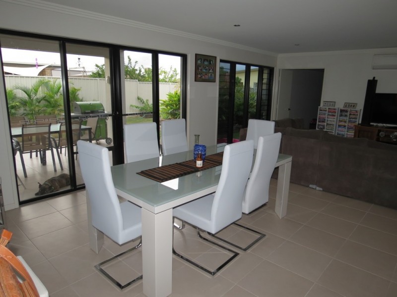 10 Desgrand Street, Emerald QLD 4720