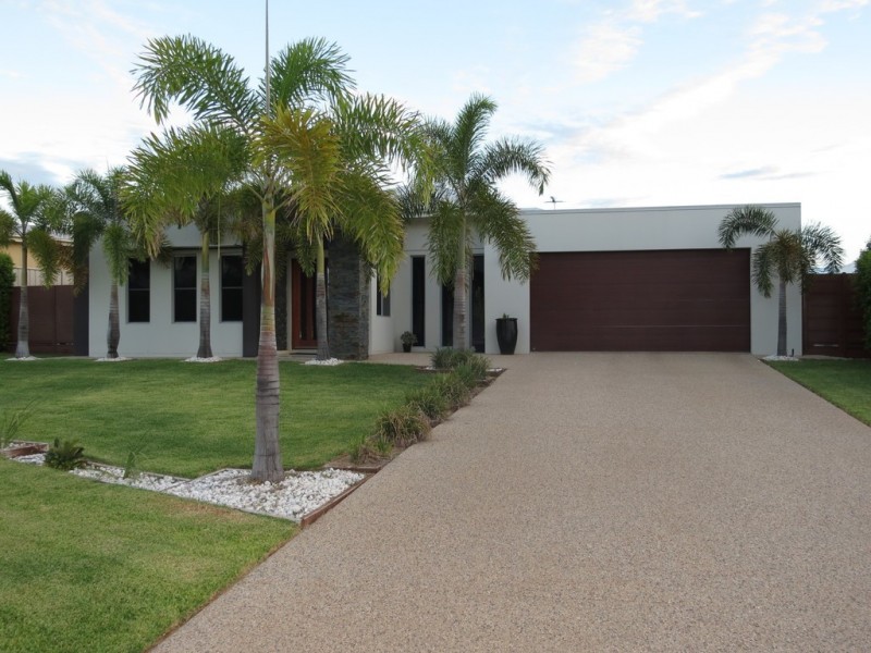 4 Saville Street, Emerald QLD 4720