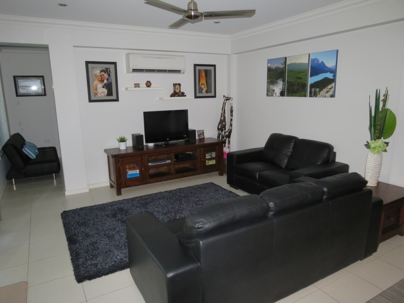 4 Saville Street, Emerald QLD 4720