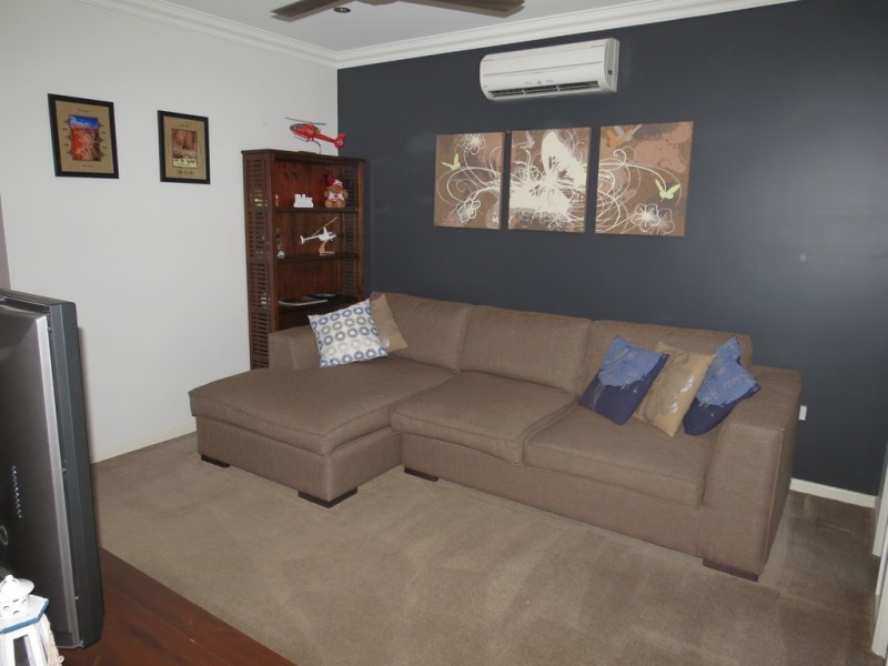 4 Saville Street, Emerald QLD 4720