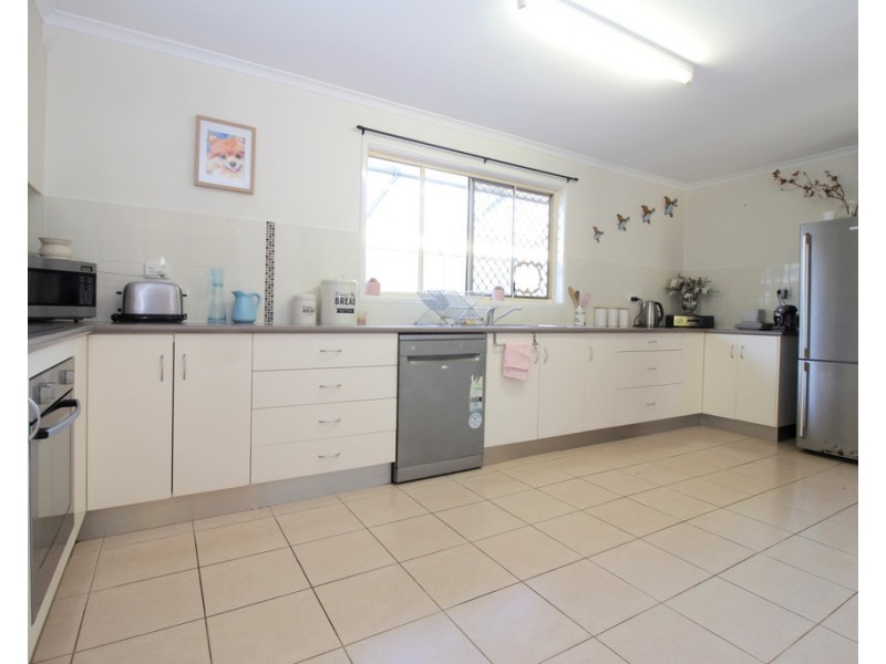 50 Braeside Road, Emerald QLD 4720