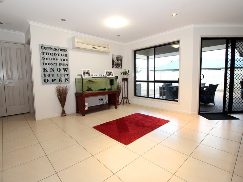 11 Chandon Court, Emerald QLD 4720