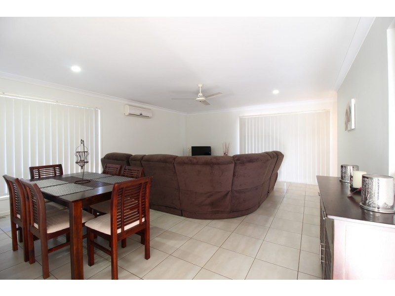 11 Lightening Street, Emerald QLD 4720