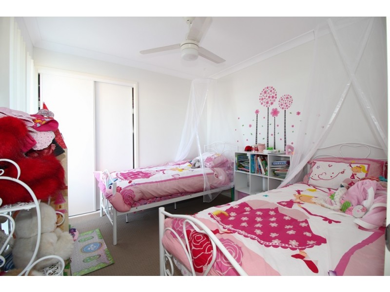 11 Lightening Street, Emerald QLD 4720