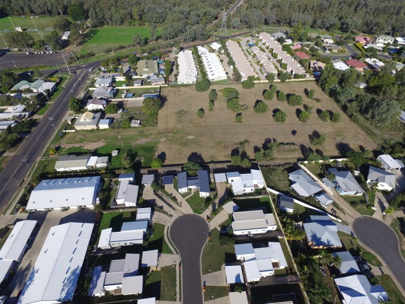 11 Roberts Street, Emerald QLD 4720