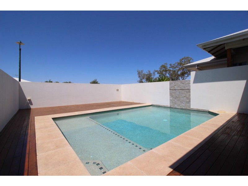 30 Randwick Road, Emerald QLD 4720