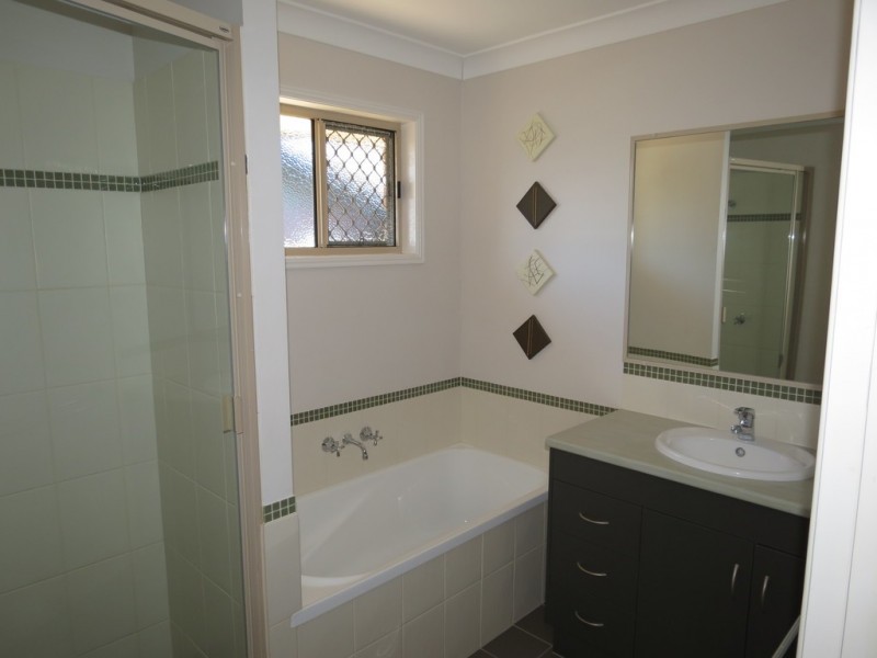 49 Loch Street, Emerald QLD 4720