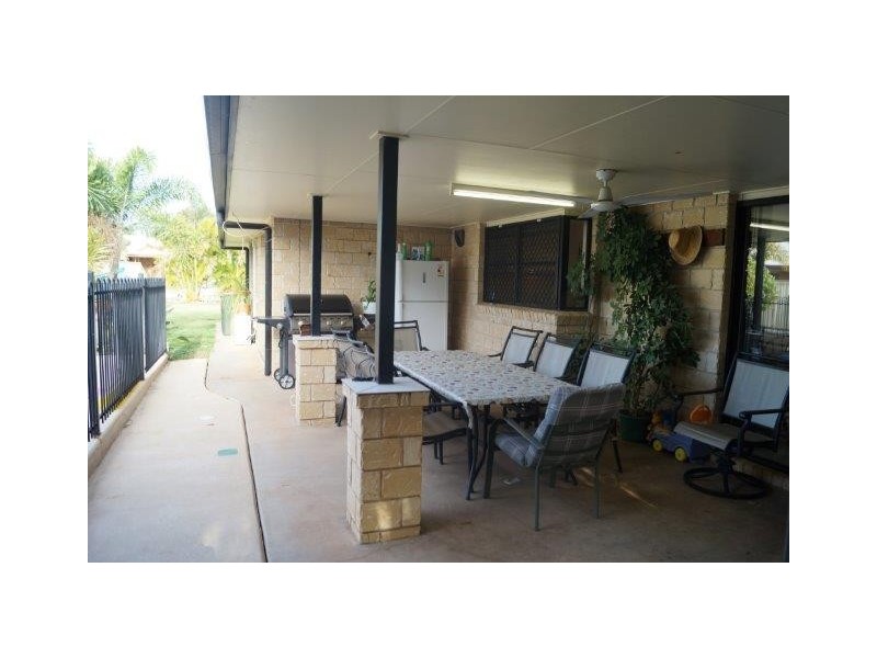 21 Dodd Drive, Emerald QLD 4720