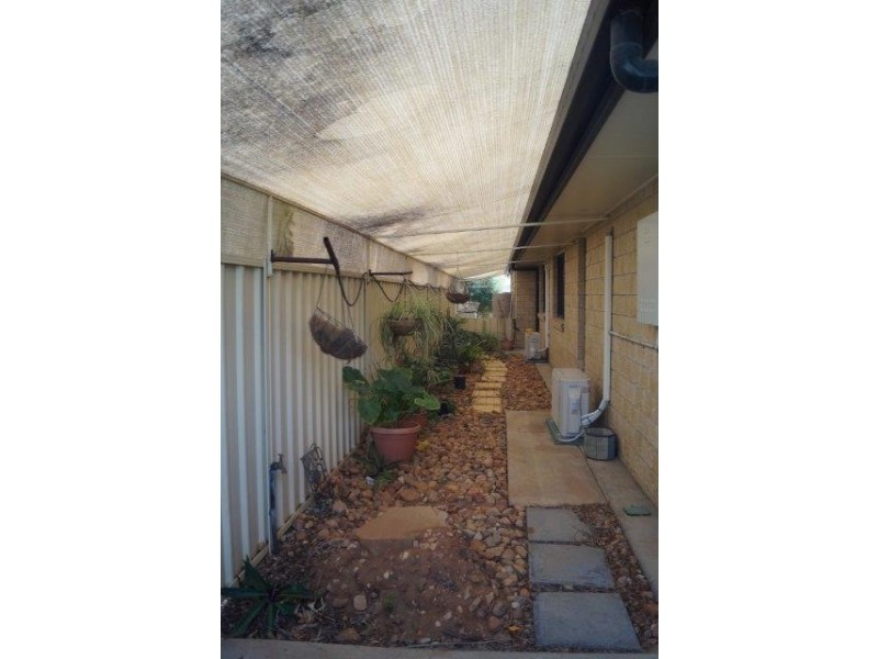 21 Dodd Drive, Emerald QLD 4720